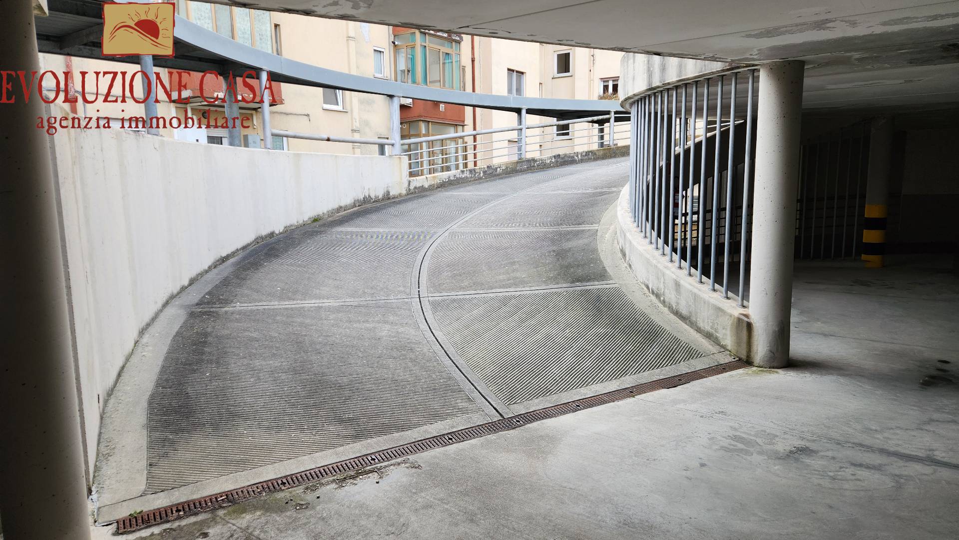 Box o garage in vendita a Monfalcone, Centro