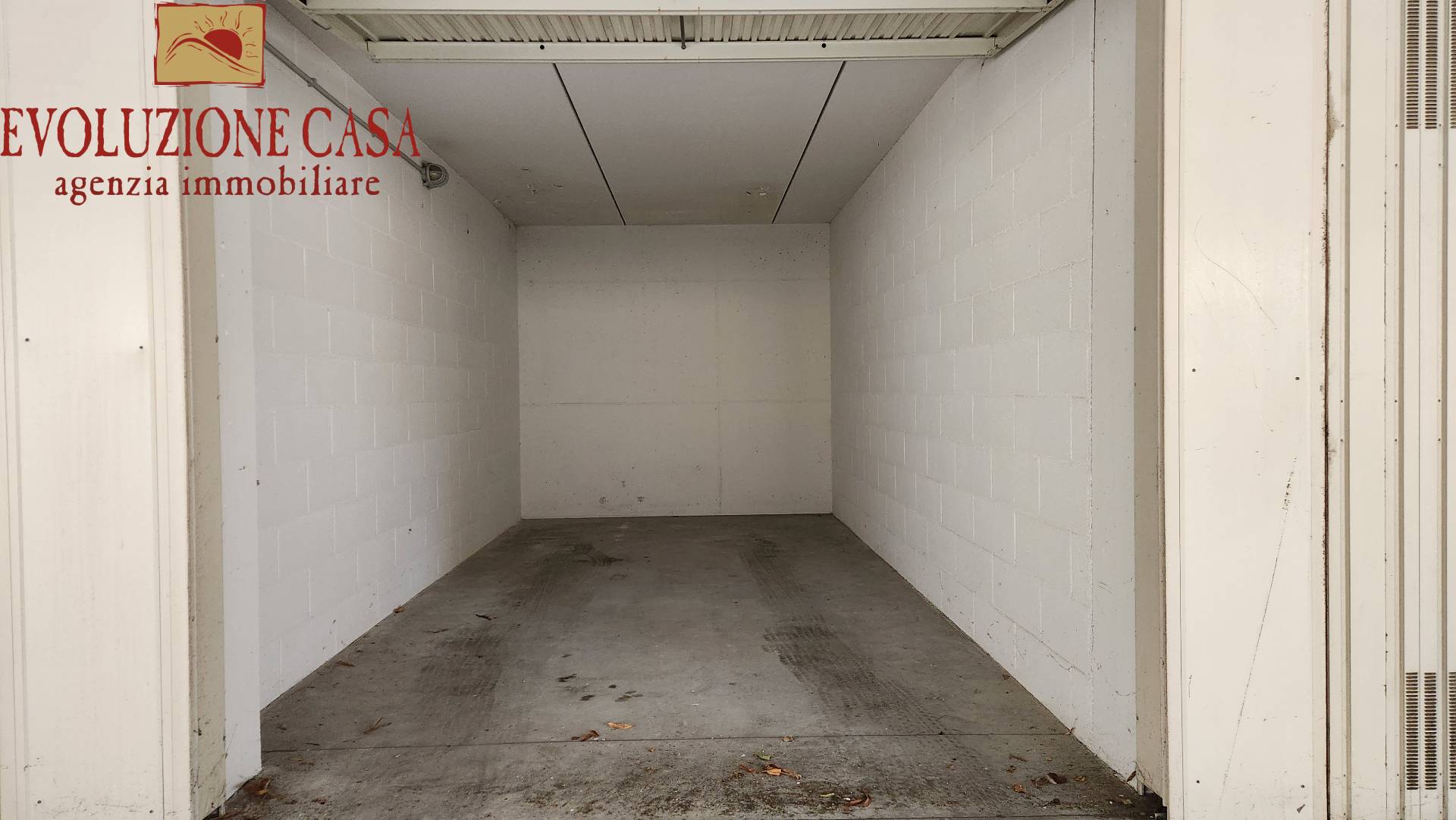 Box o garage in vendita a Monfalcone, Centro