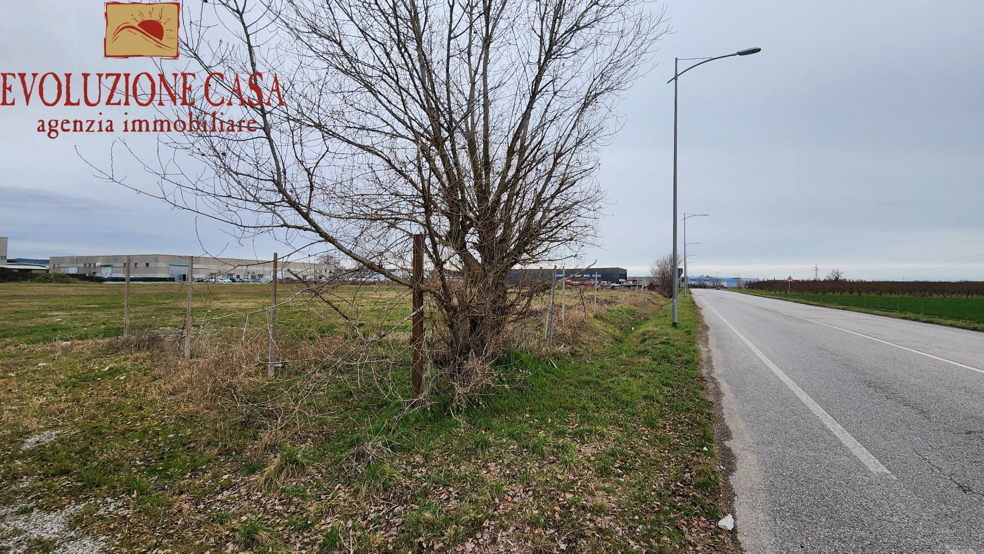 Terreno industriale in vendita a Romans d'Isonzo