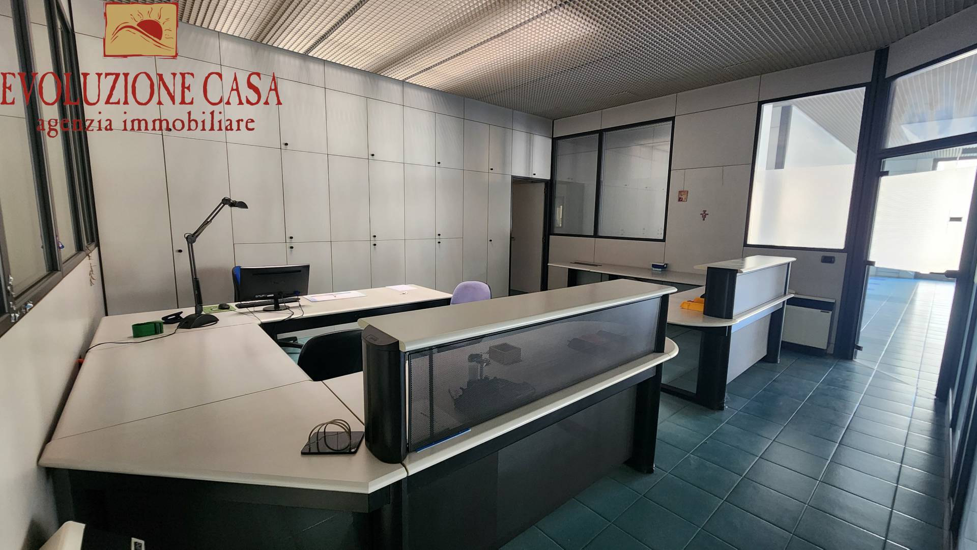 Locale commerciale in vendita a Cormons