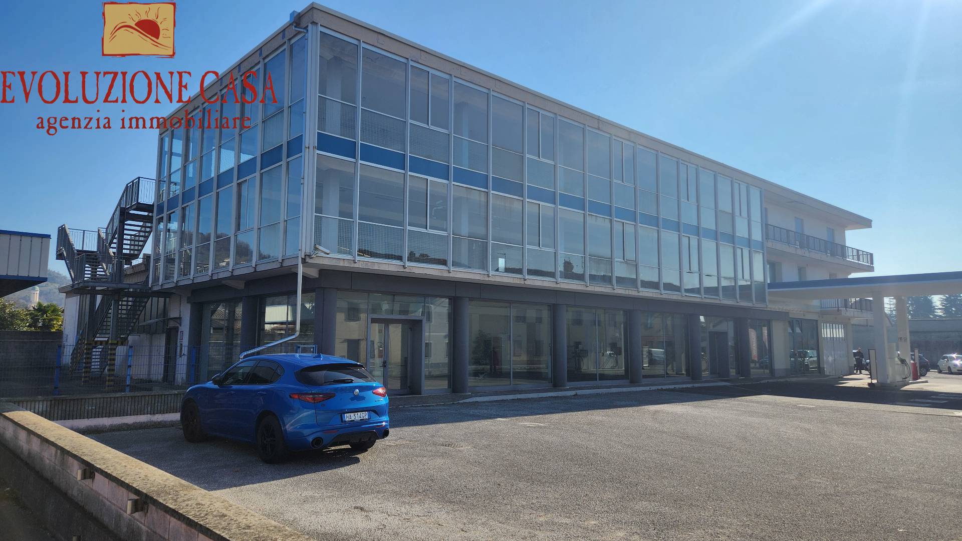 Locale commerciale in vendita a Cormons