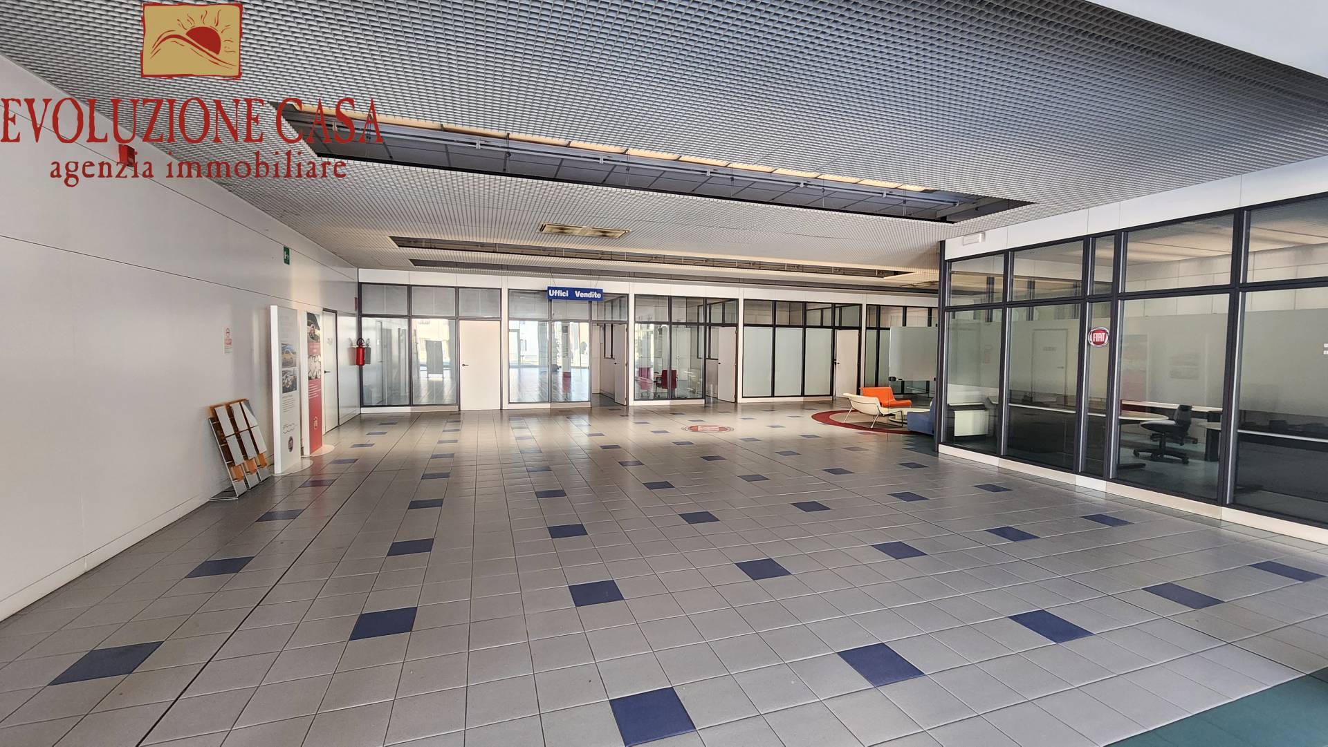 Locale commerciale in vendita a Cormons