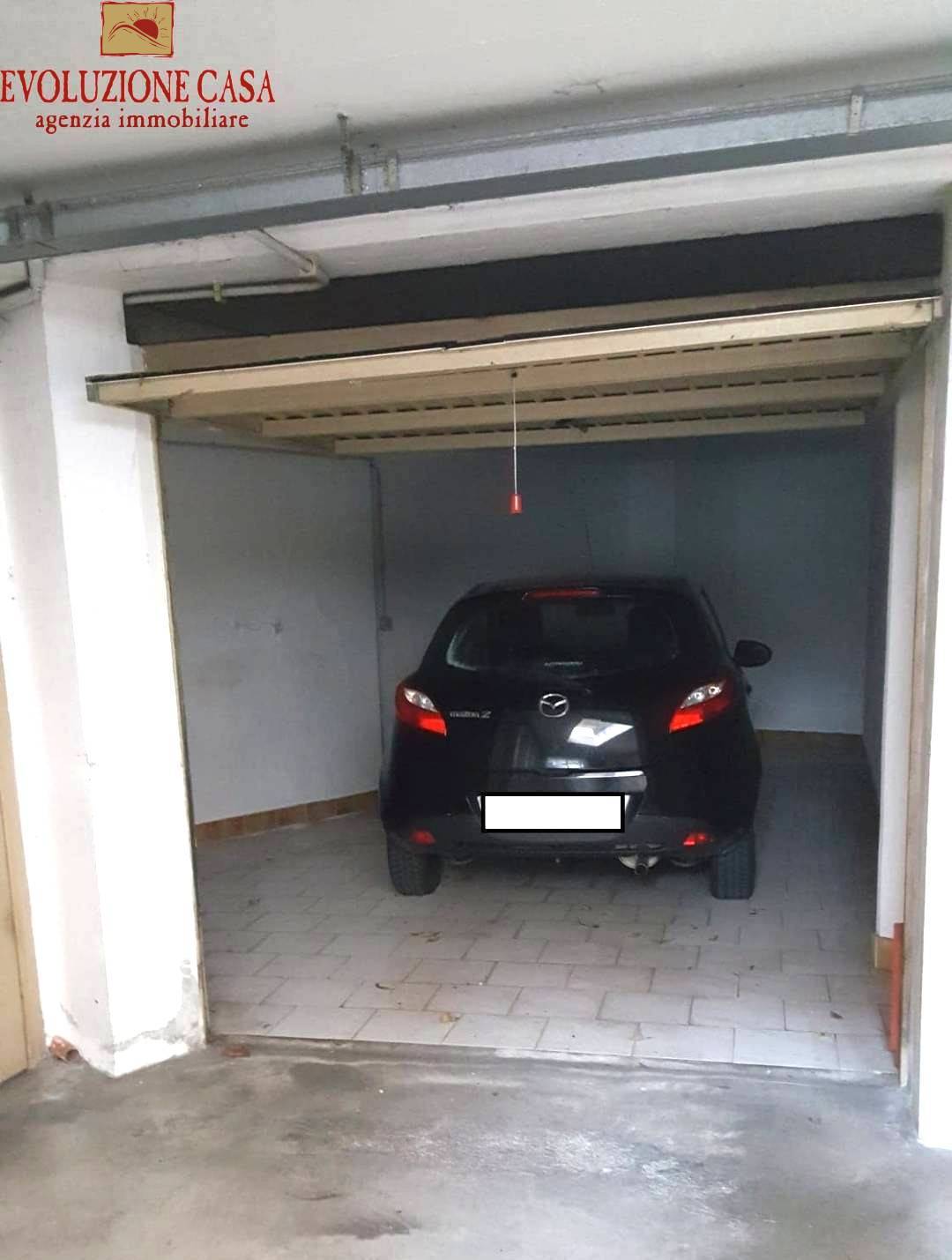Box o garage in vendita a Monfalcone, Centro