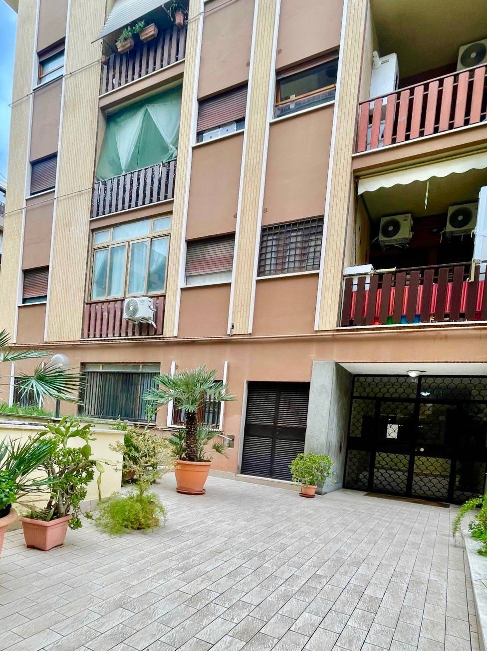 APPARTAMENTO in vendita a Roma, Ostia