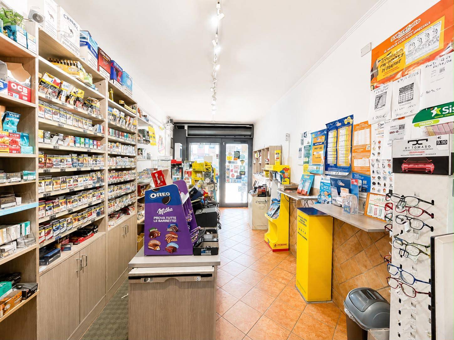 ATTIVITA\' COMMERCIALE in vendita a Roma, Ostia