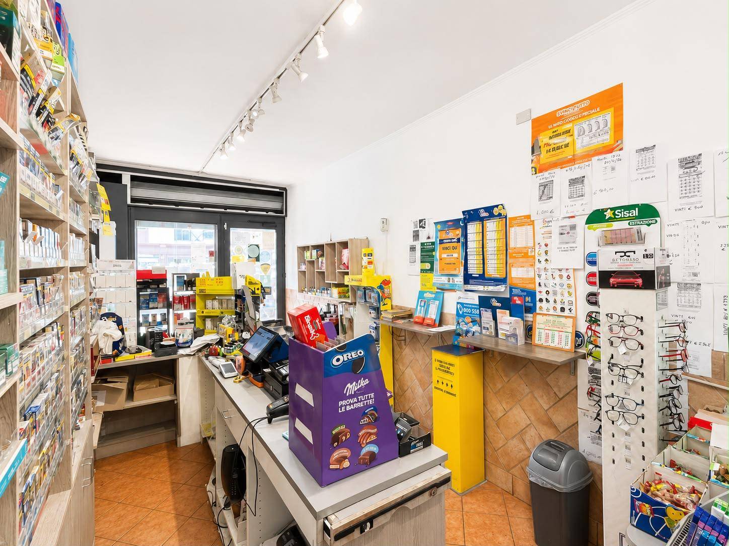ATTIVITA\' COMMERCIALE in vendita a Roma, Ostia