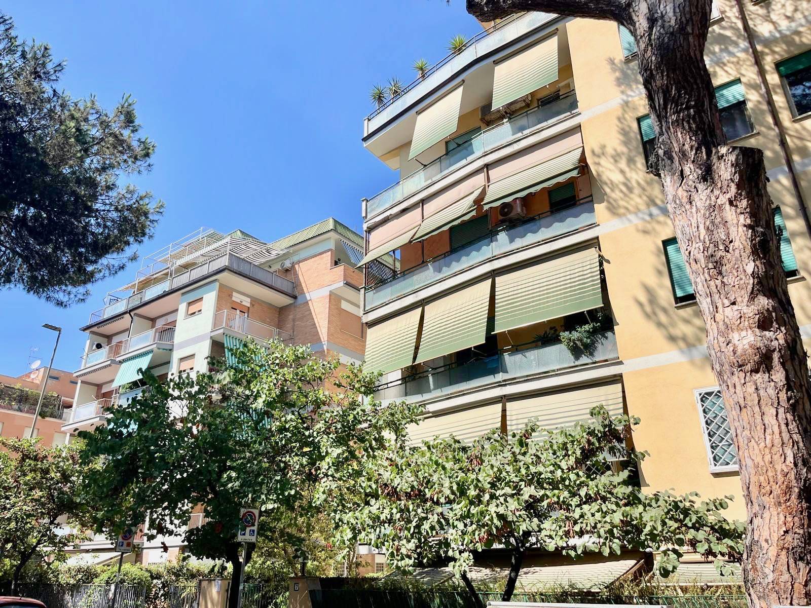 APPARTAMENTO in affitto a Roma