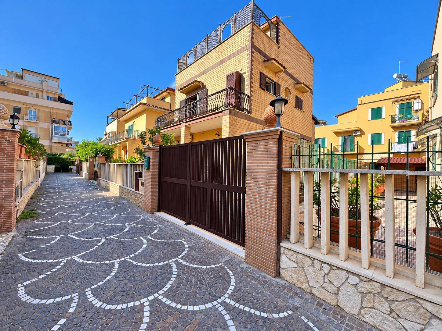 APPARTAMENTO in vendita a Roma, Ostia