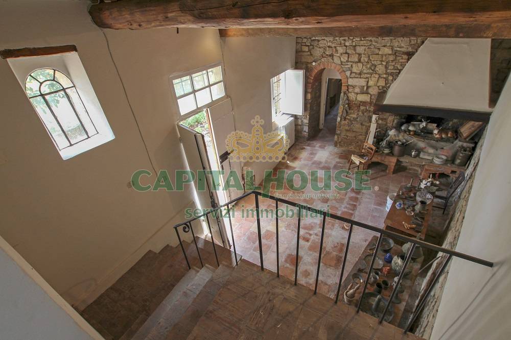 Casa colonica in vendita a Poggibonsi