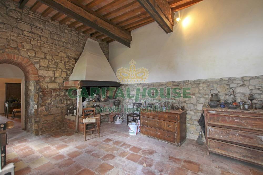 Casa colonica in vendita a Poggibonsi