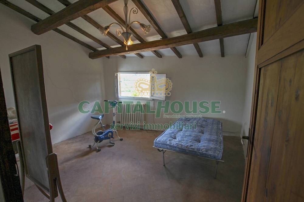 Casa colonica in vendita a Poggibonsi