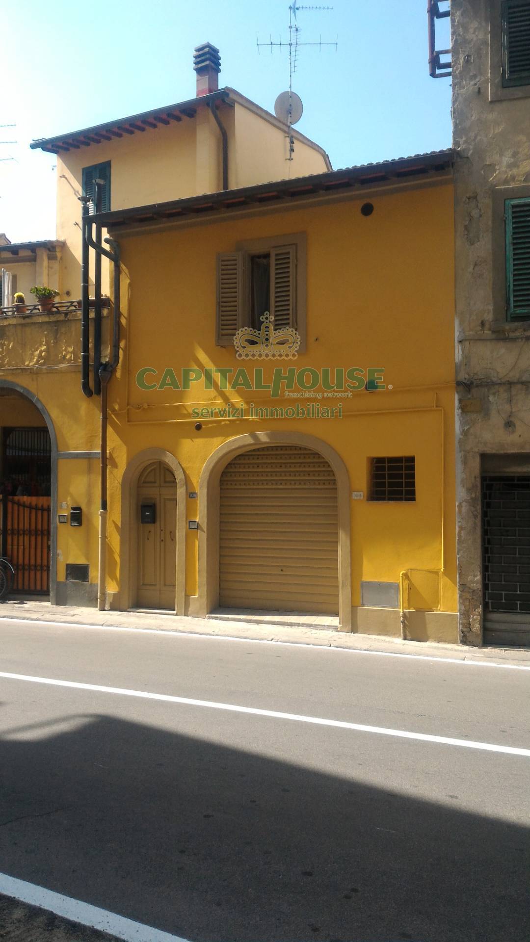 Magazzino in vendita a Certaldo