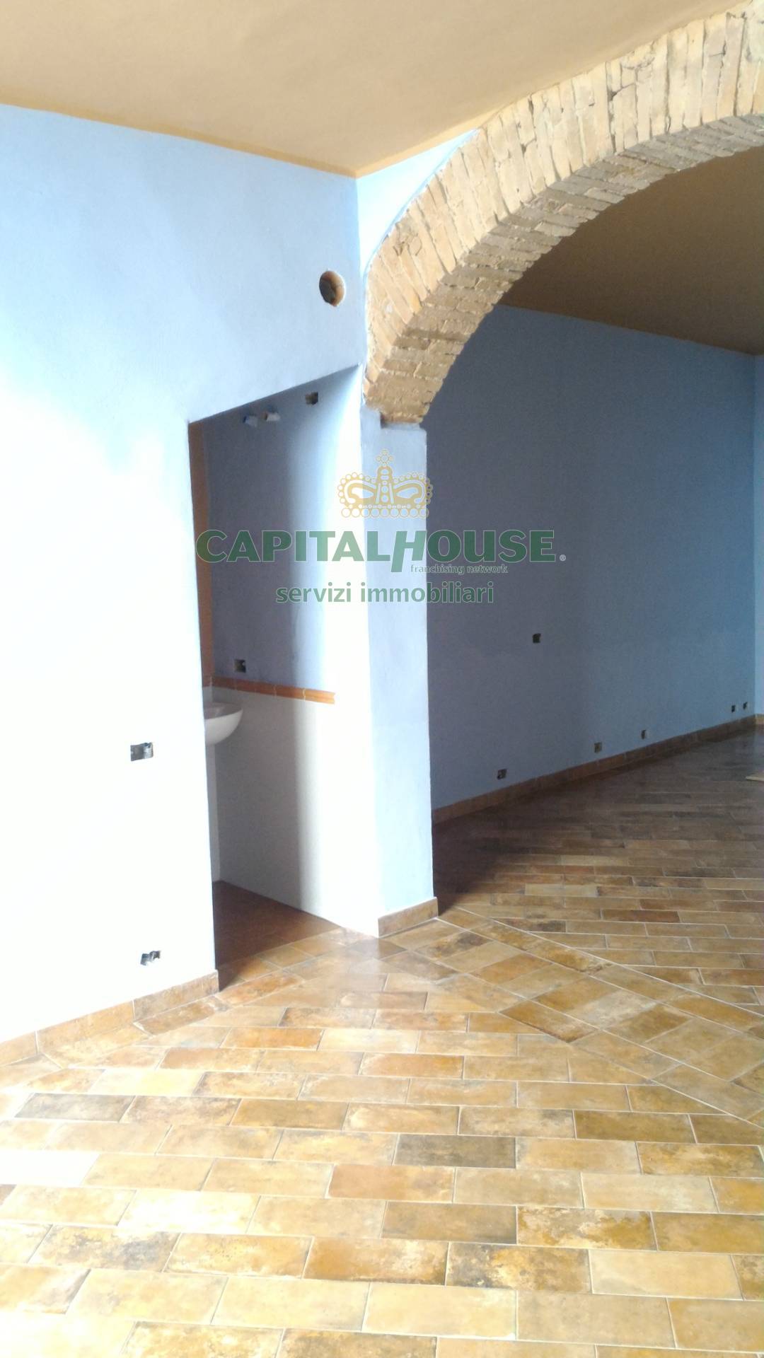 Magazzino in vendita a Certaldo