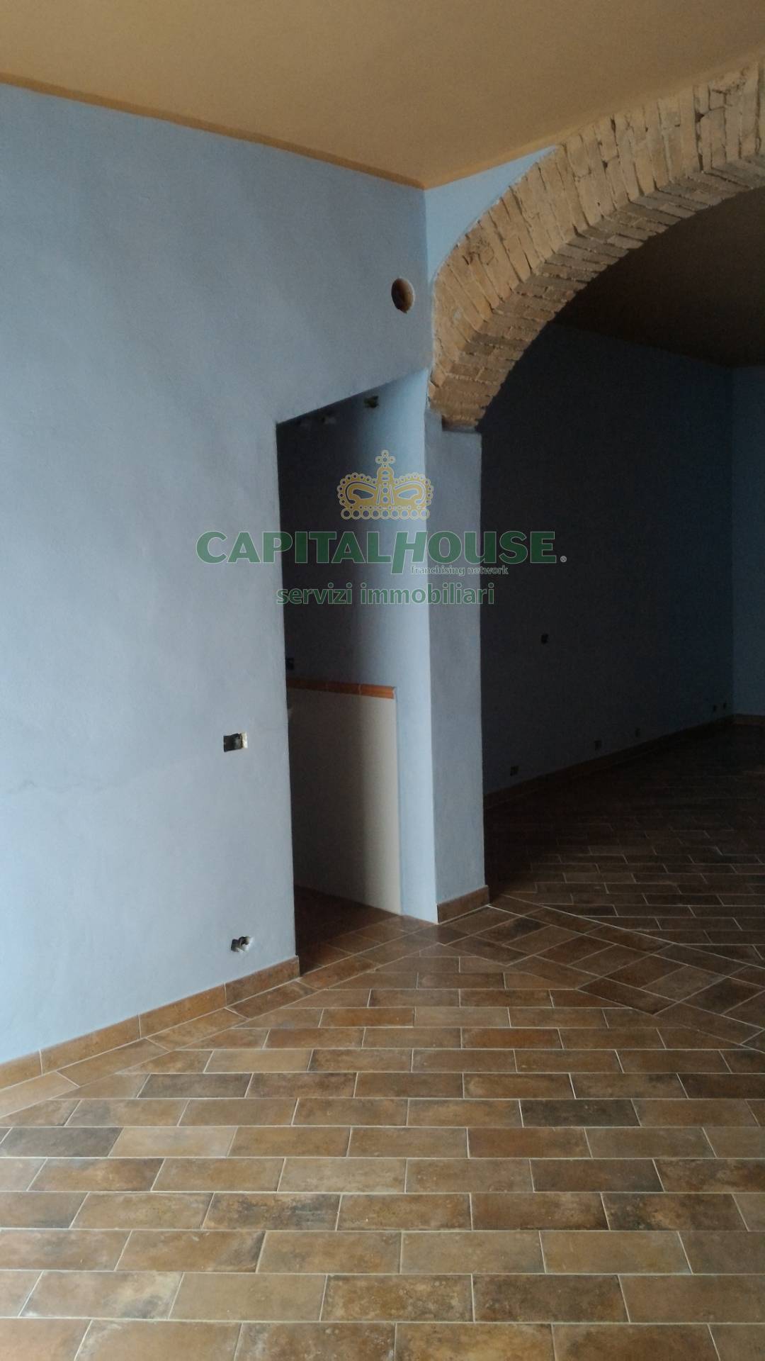 Magazzino in vendita a Certaldo