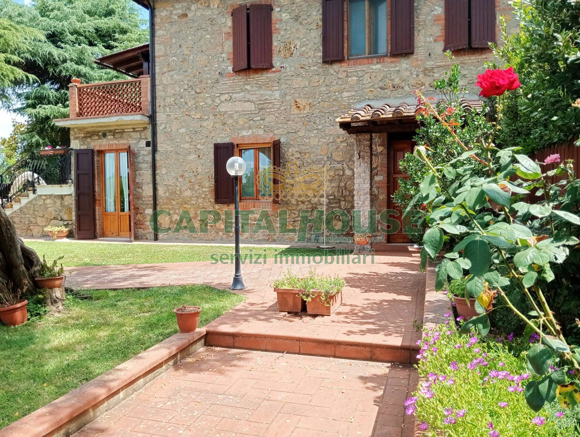 Casa colonica in vendita a Poggibonsi