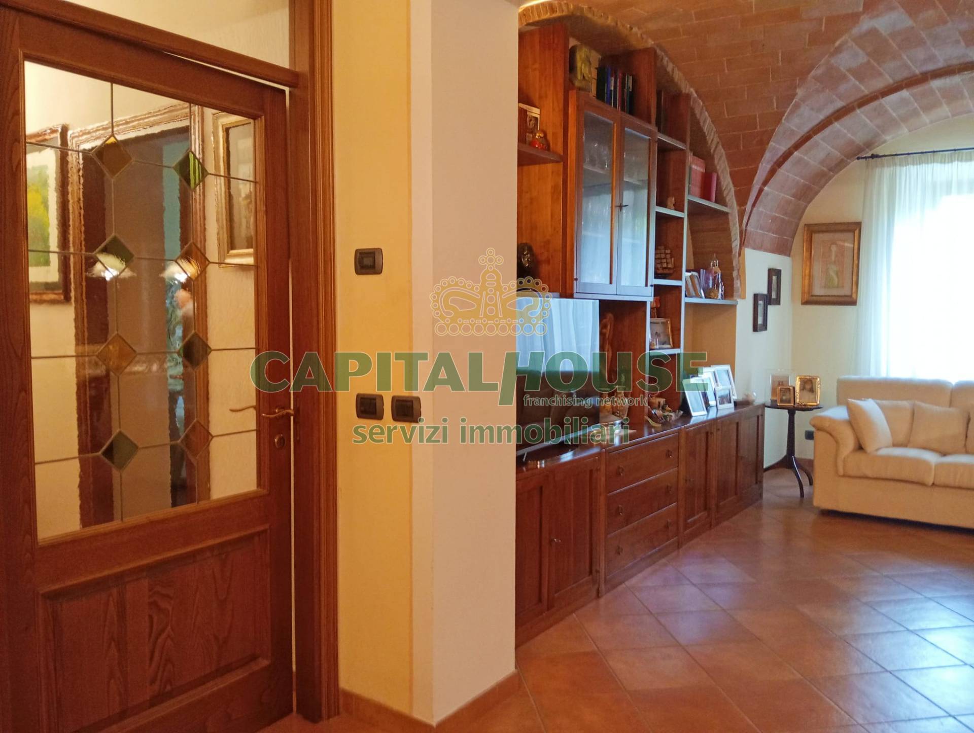 Casa colonica in vendita a Poggibonsi