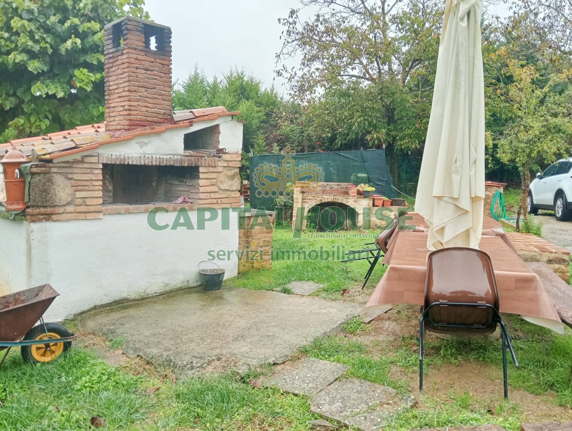 Villa trifamiliare in vendita a Certaldo