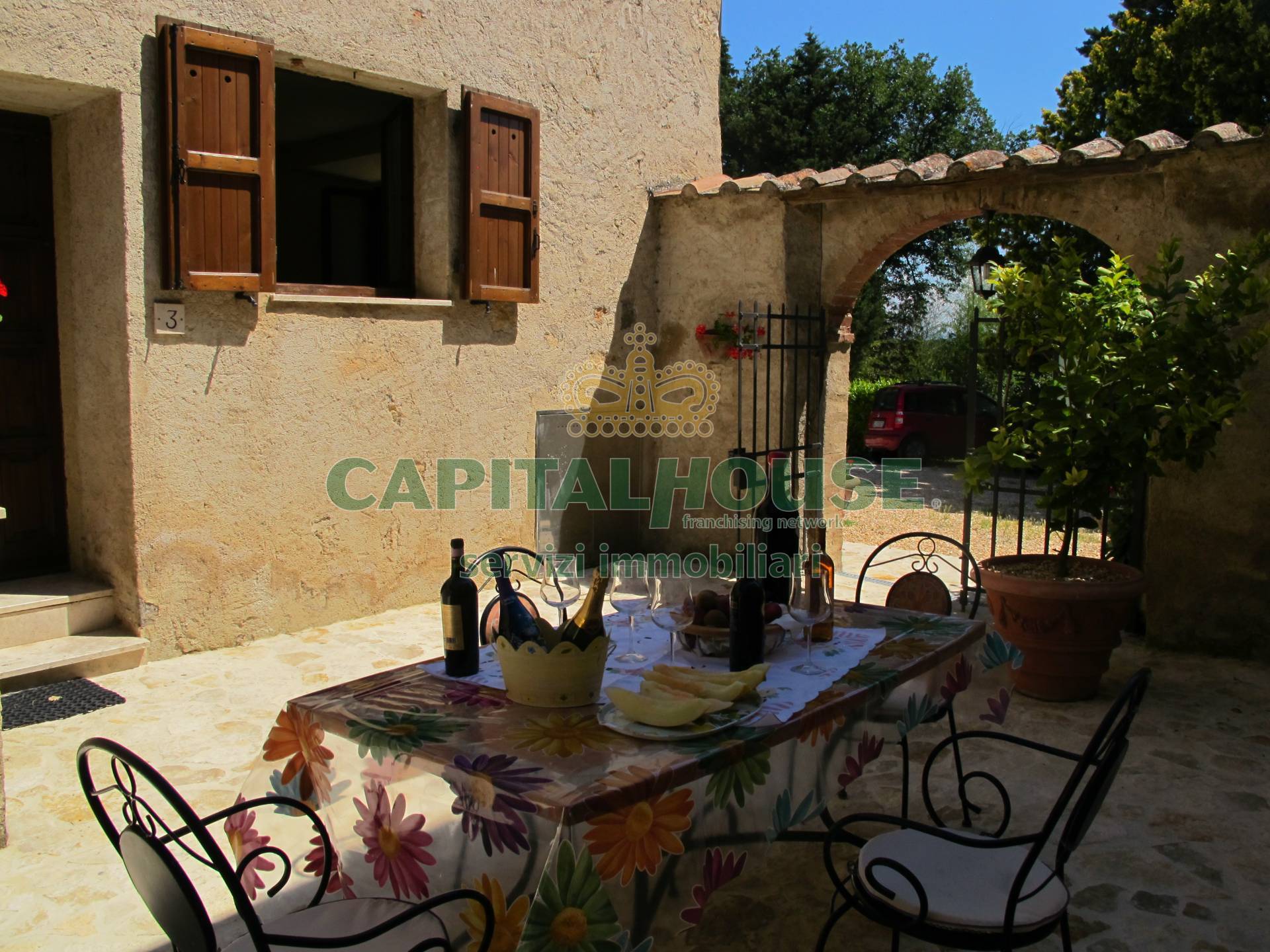 Rustico in vendita a Colle di Val d'Elsa, Quartaia