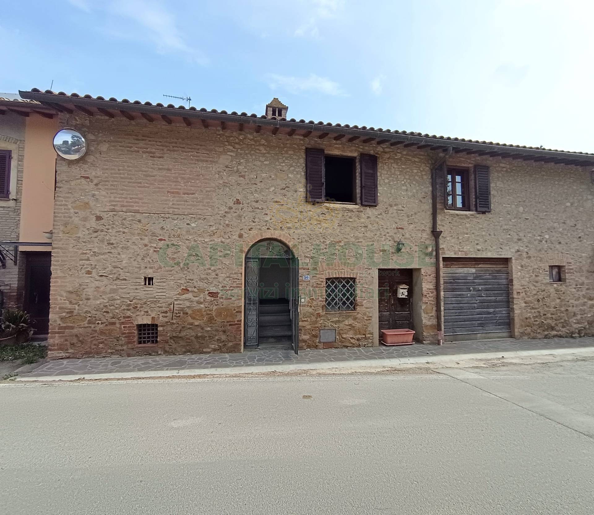 Casa colonica in vendita a San Gimignano
