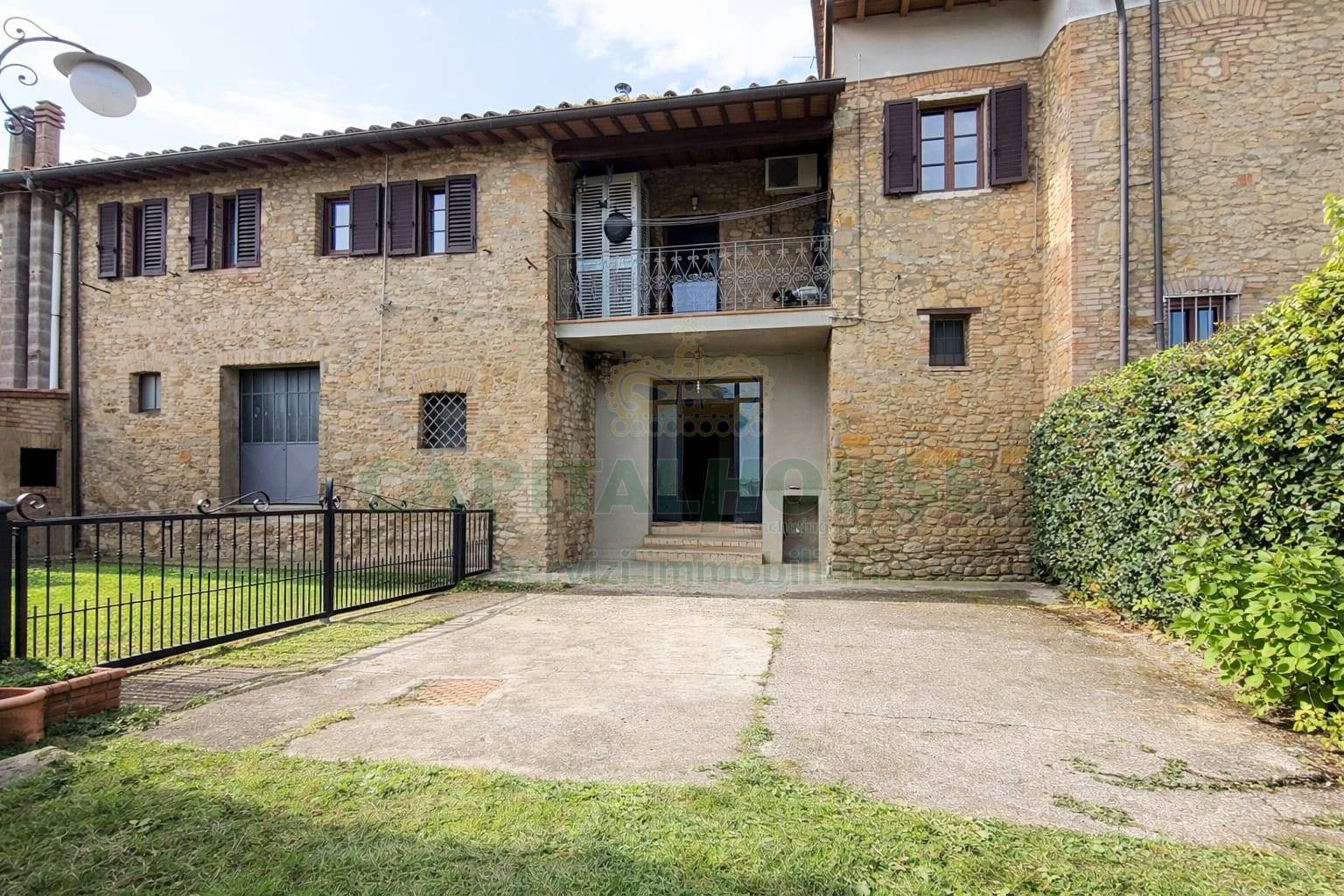 Casa colonica in vendita a San Gimignano