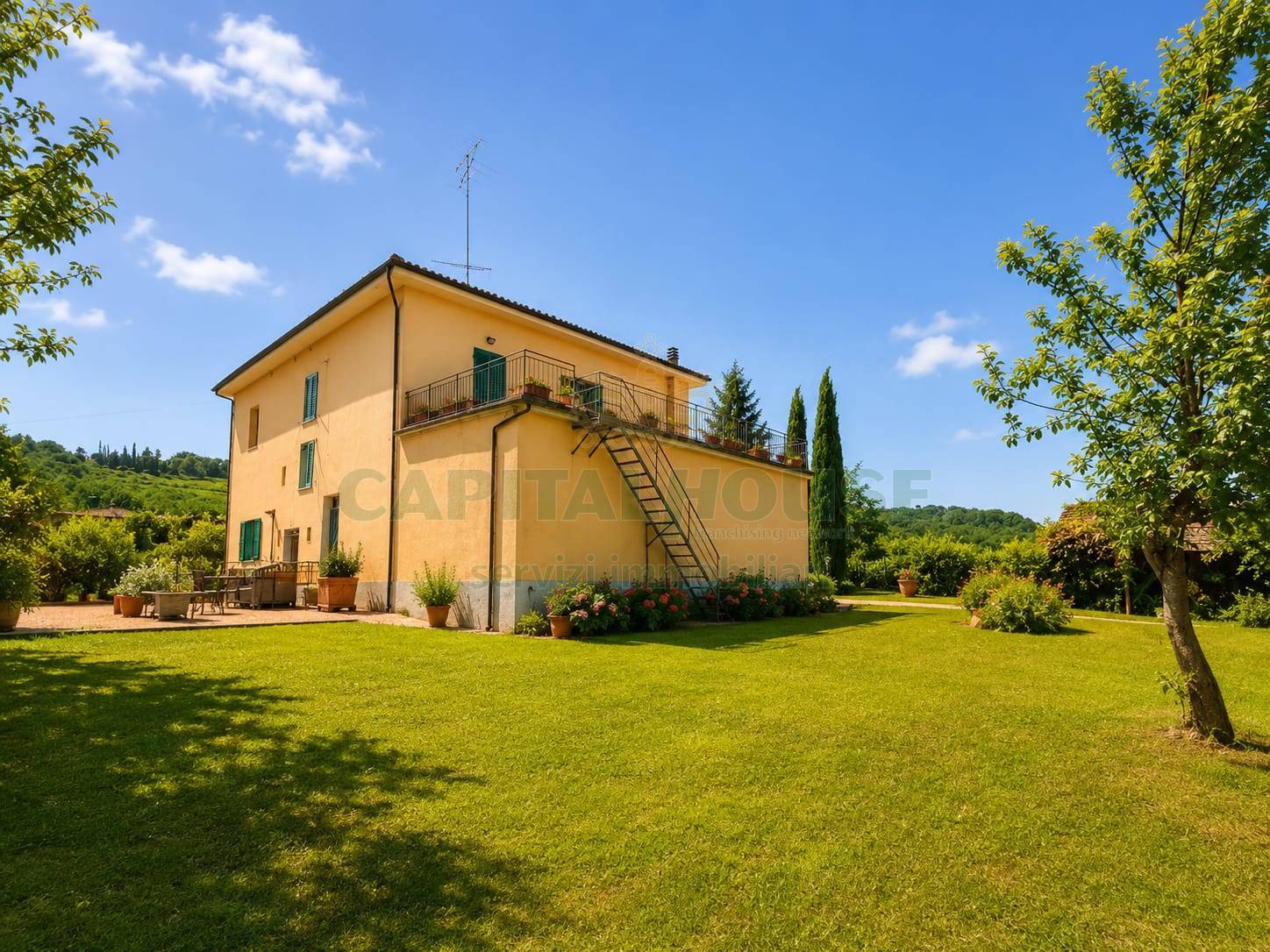 Casa colonica in vendita a San Gimignano