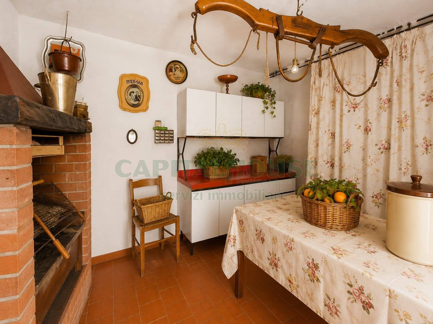 Magazzino in vendita a Certaldo