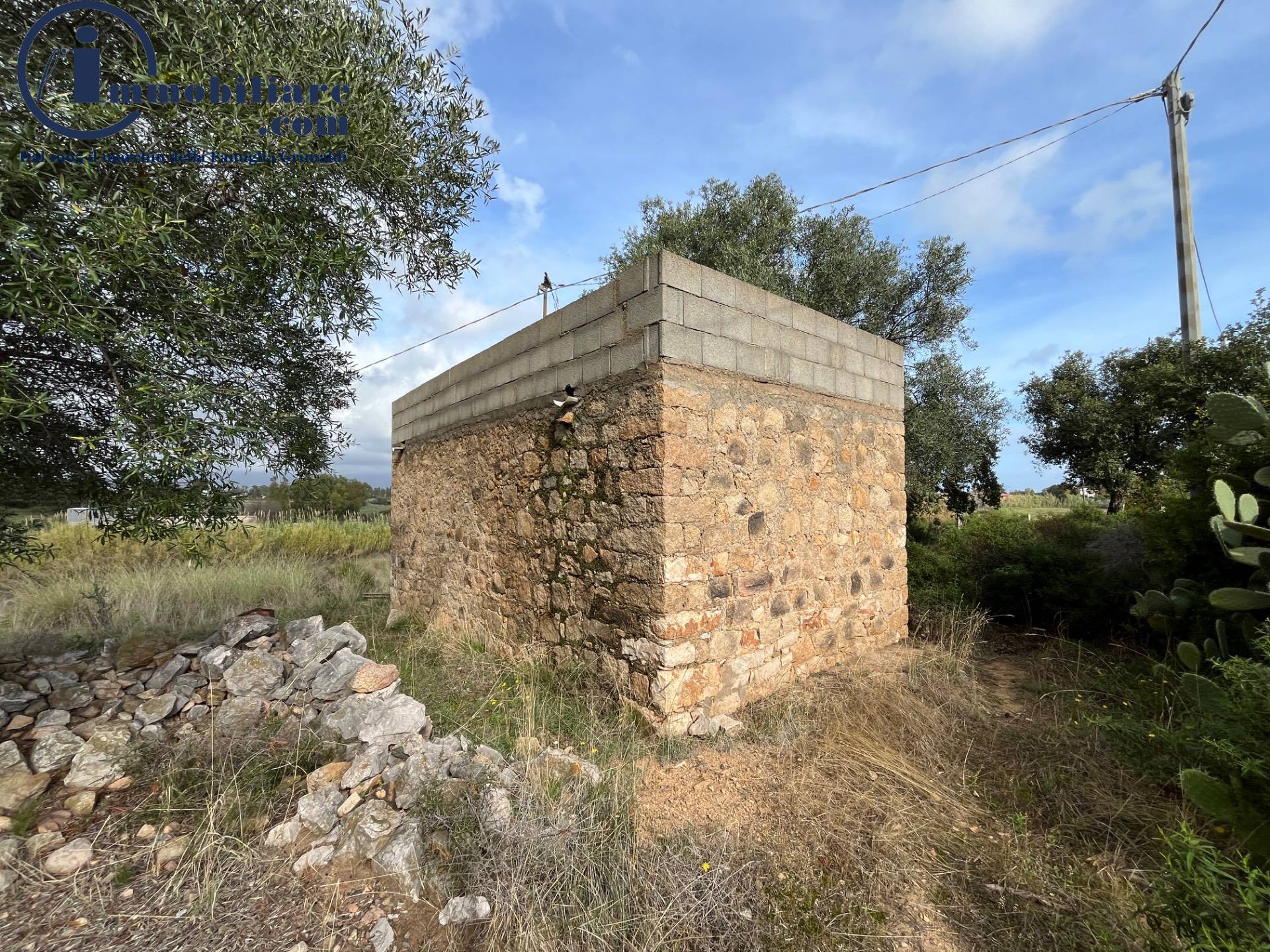 Terreno Agricolo in vendita a Girasole