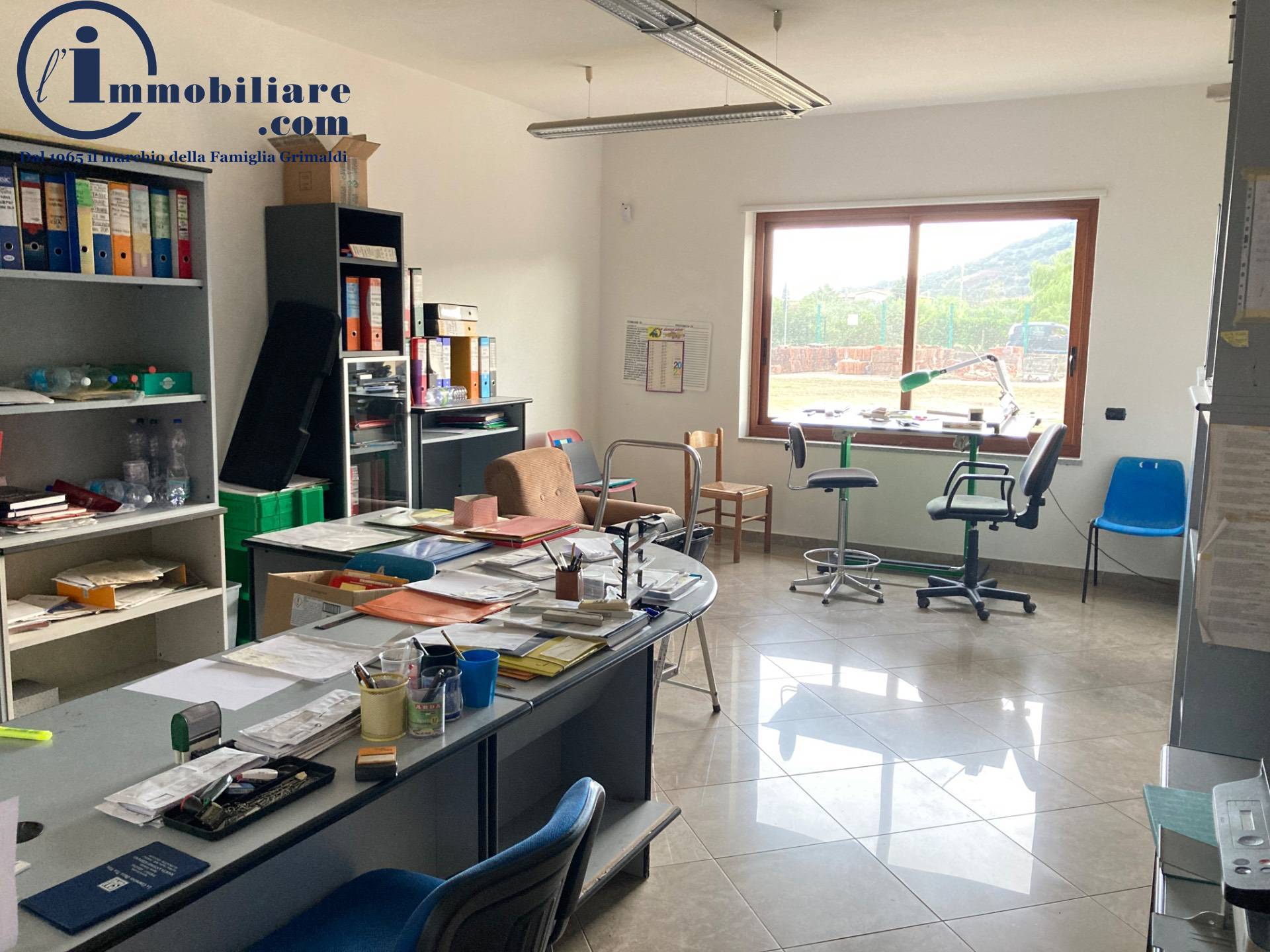 Capannone a schiera in affitto a Tortol