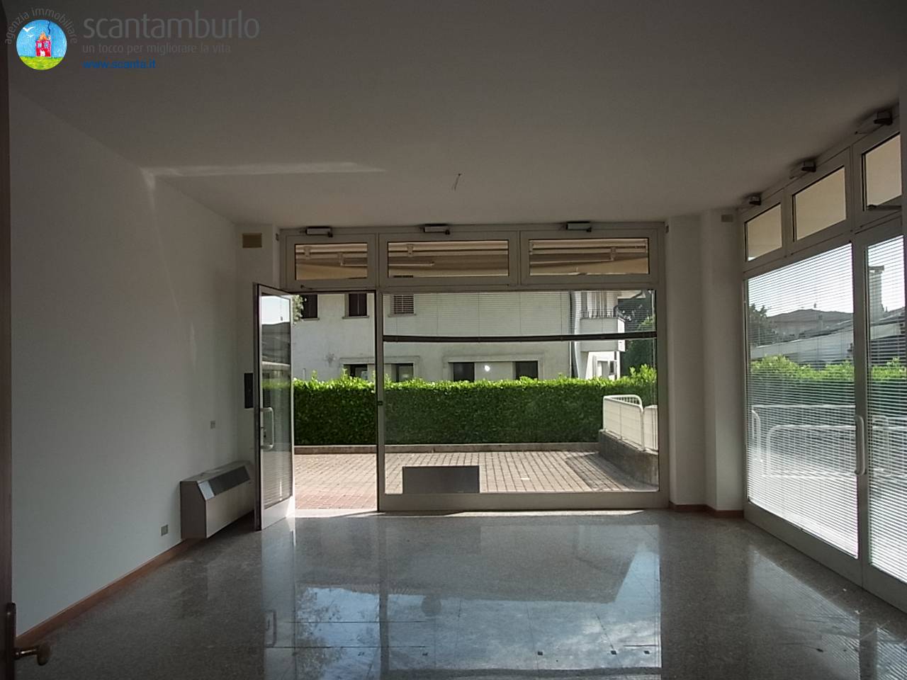 Locale commerciale in vendita a Treviso, S. Bona