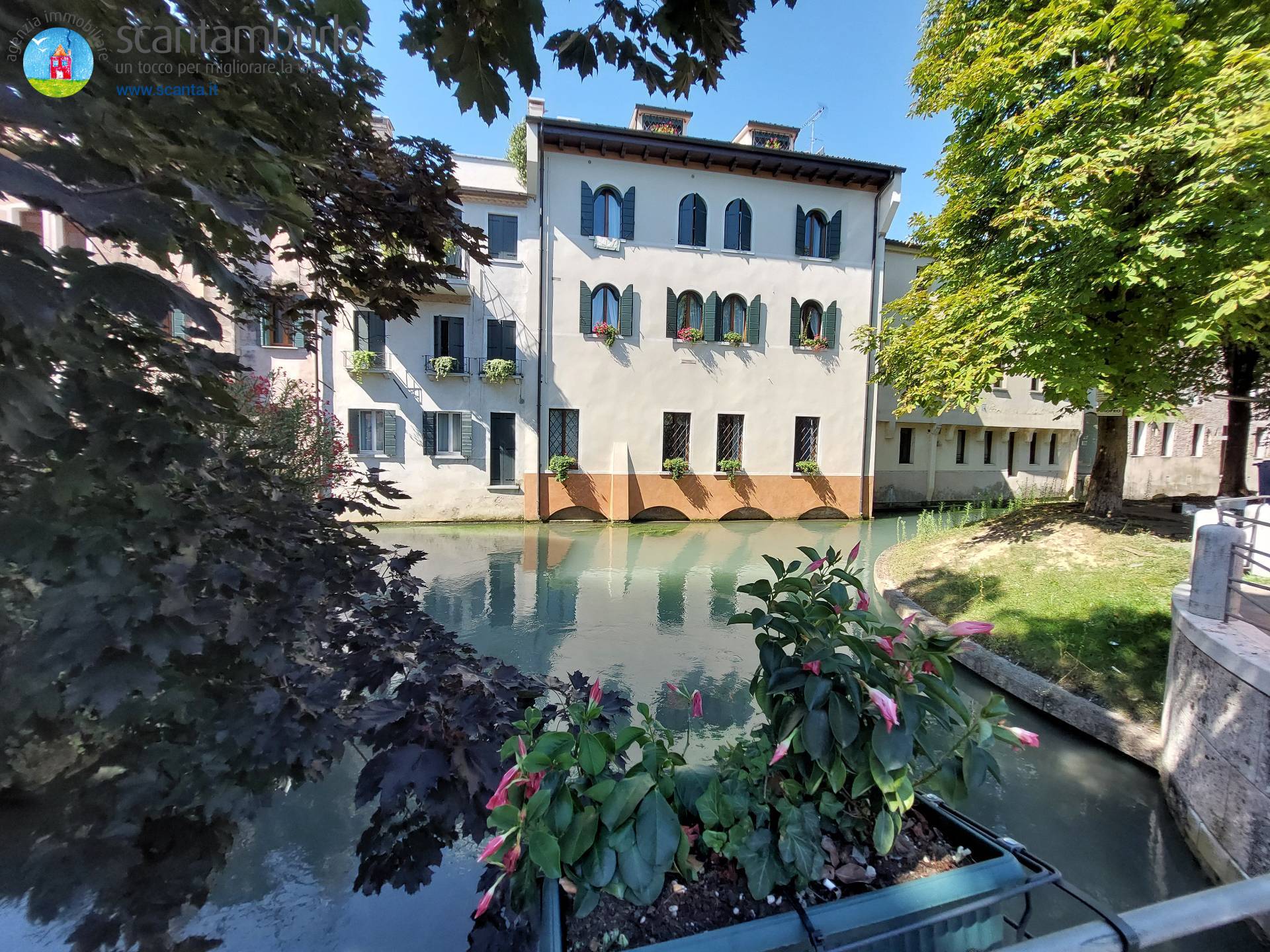 Negozio in vendita a Treviso, Centro storico