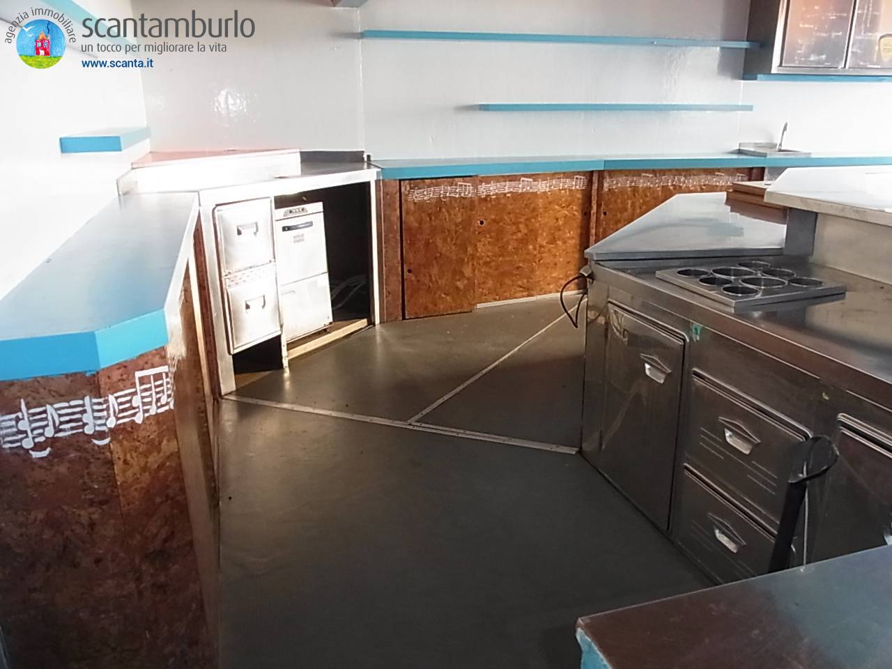 Locale commerciale in vendita a Breda di Piave, Saletto