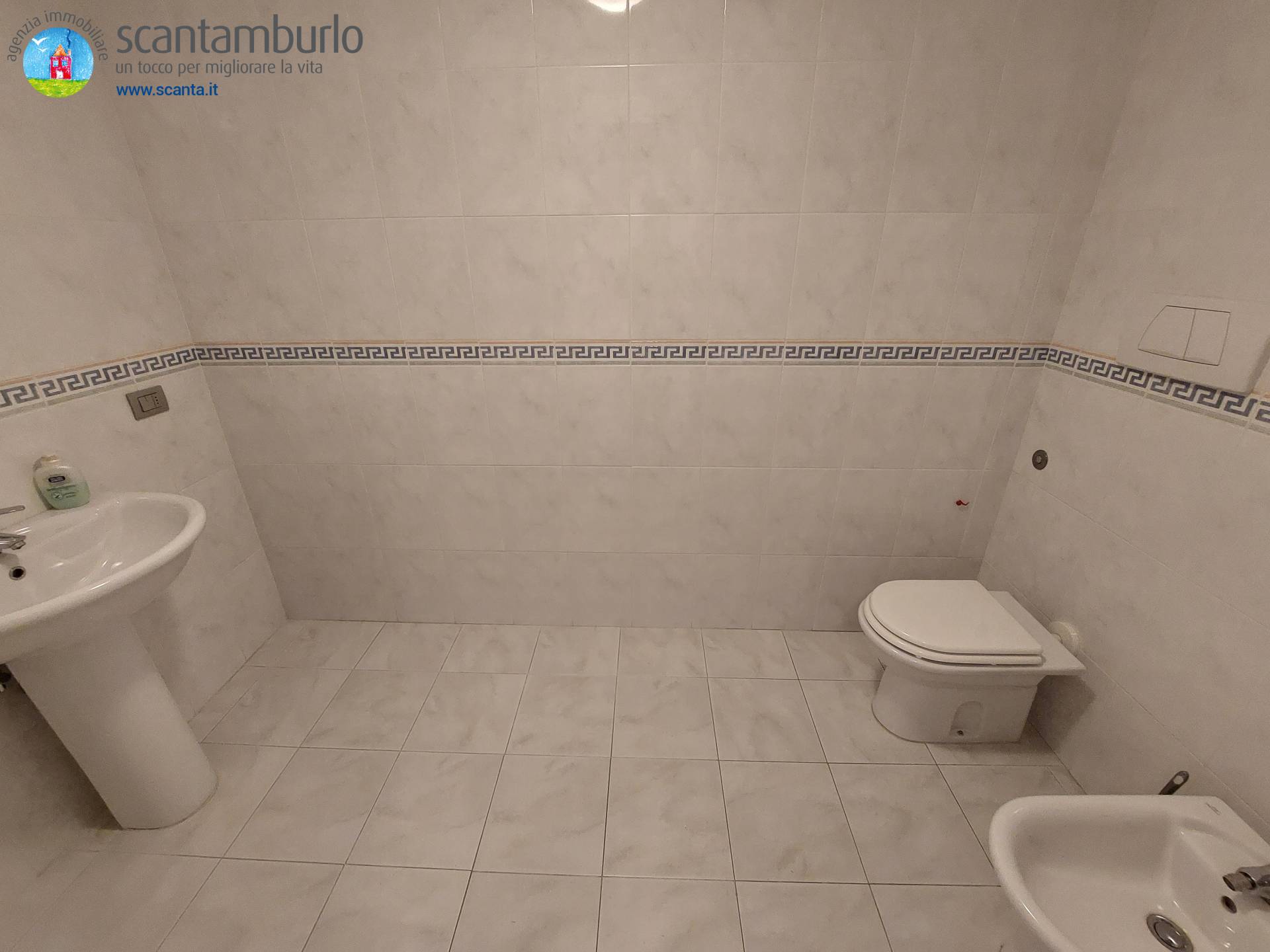 Locale commerciale in vendita a Treviso, S.Giuseppe