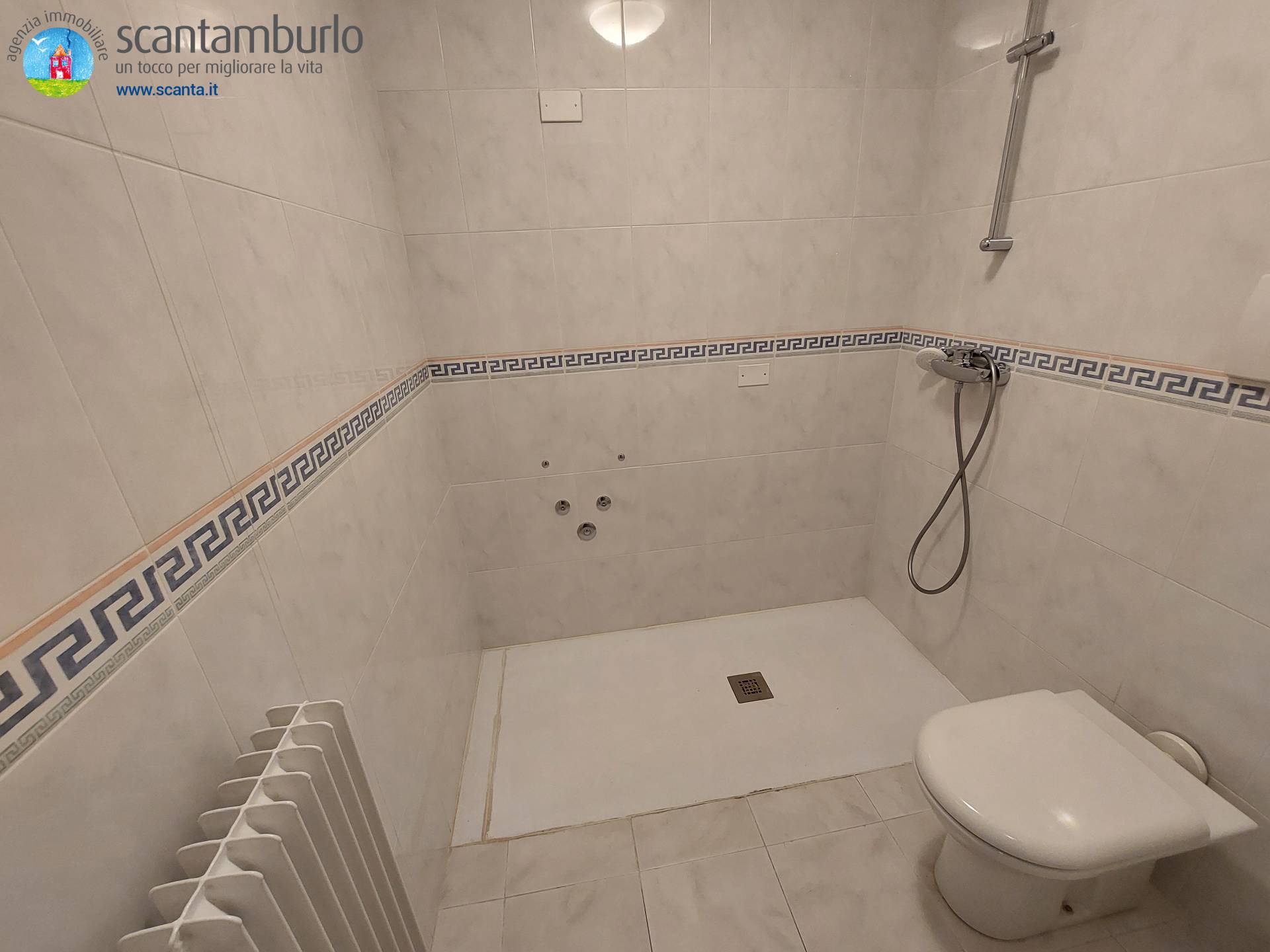 Locale commerciale in vendita a Treviso, S.Giuseppe