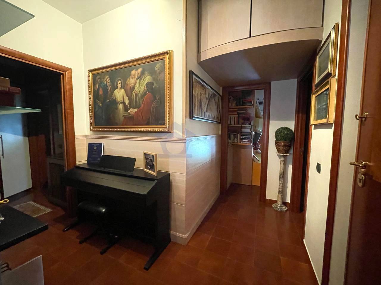 Appartamento in vendita a Torre Annunziata, nord