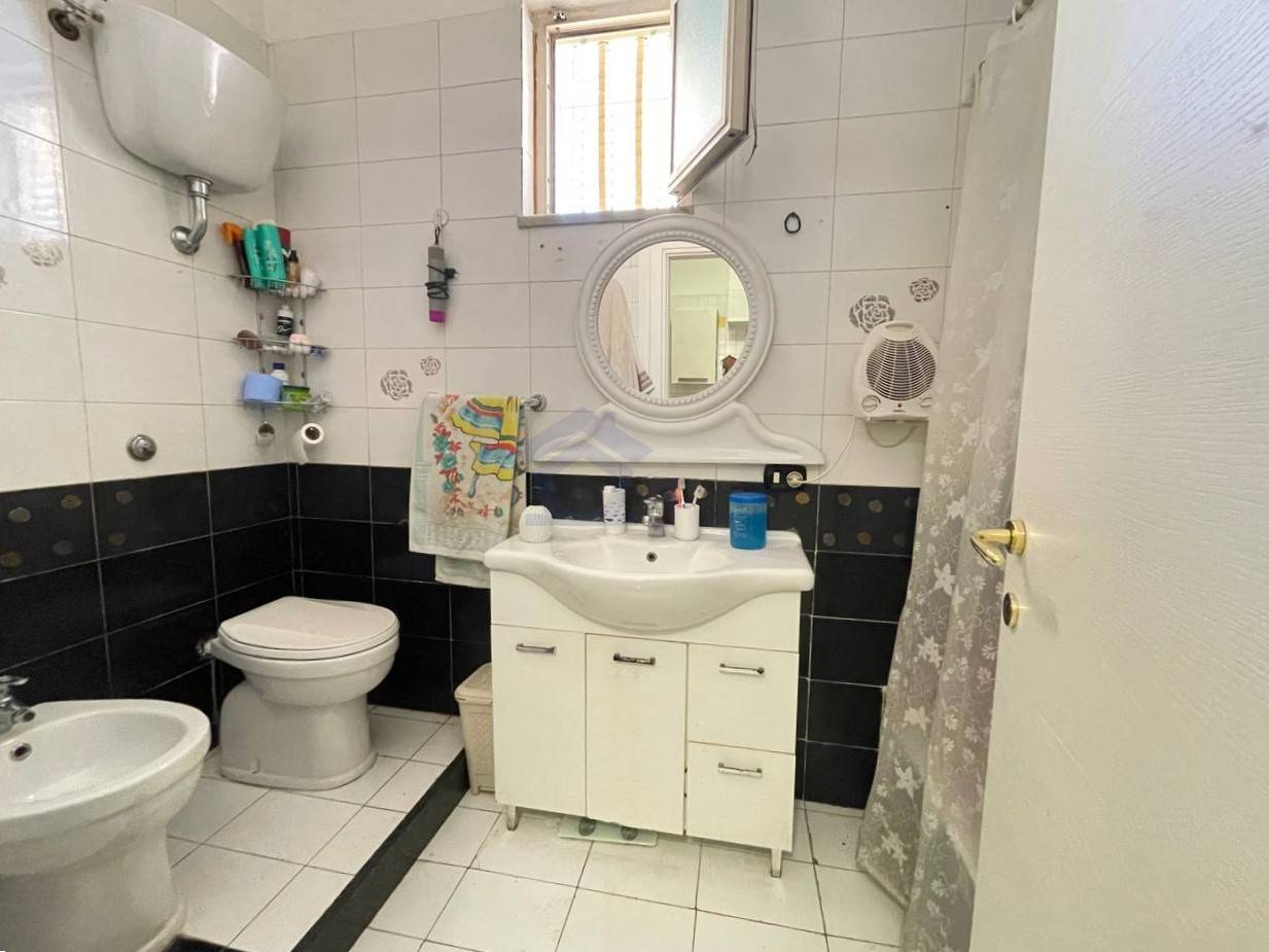 Appartamento in vendita a Torre Annunziata, sud