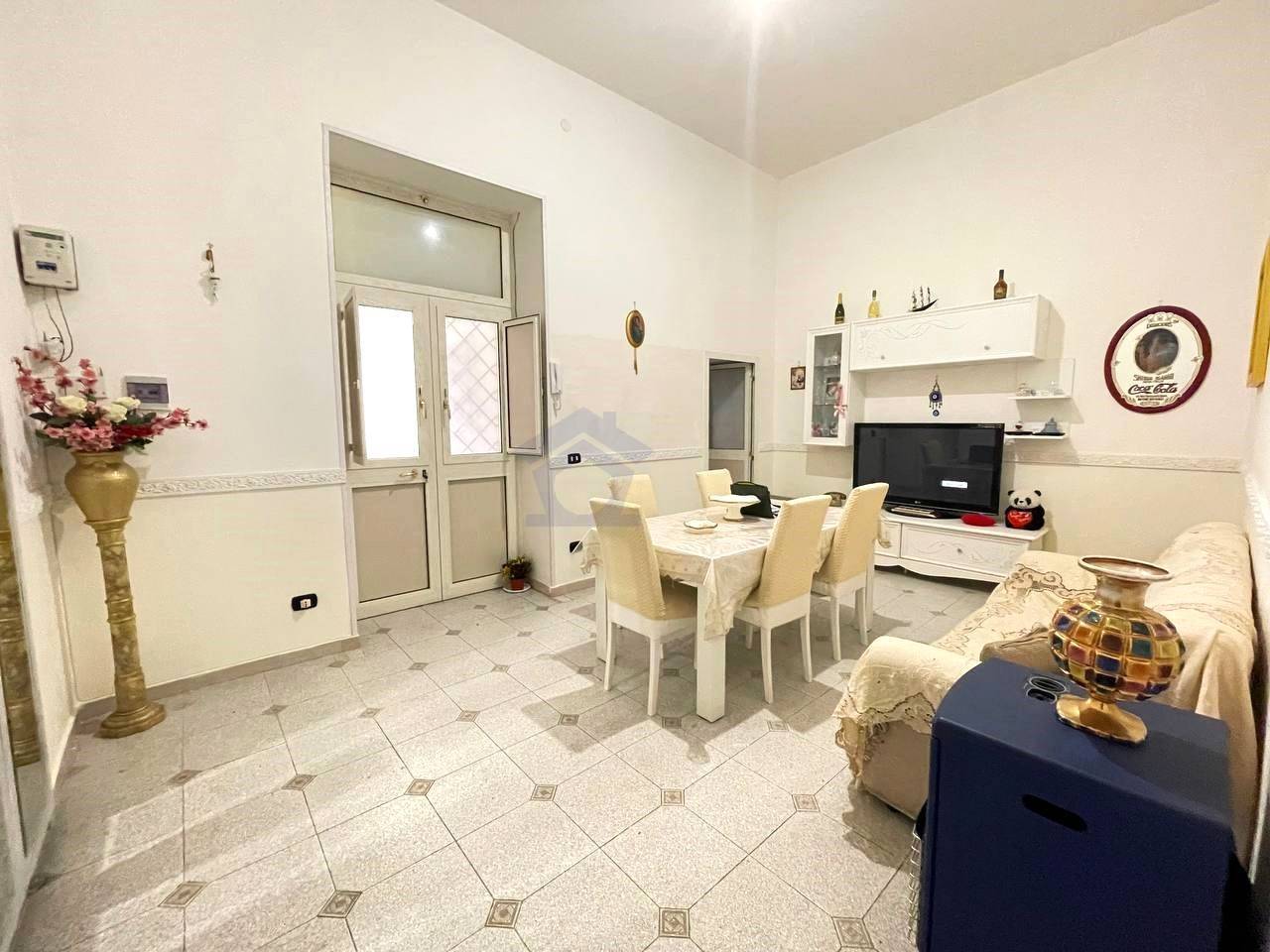 Appartamento in vendita a Torre Annunziata, sud