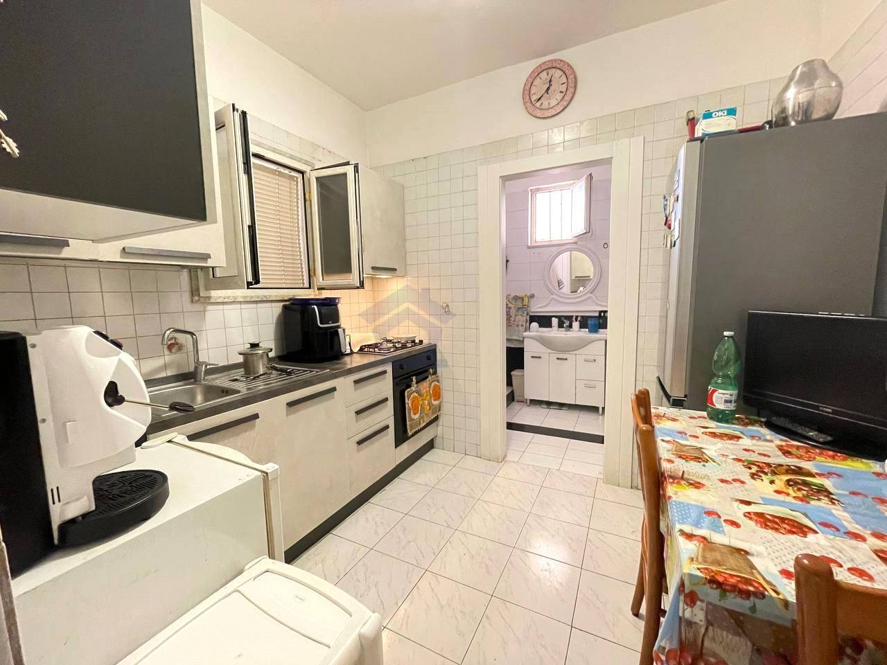 Appartamento in vendita a Torre Annunziata, sud