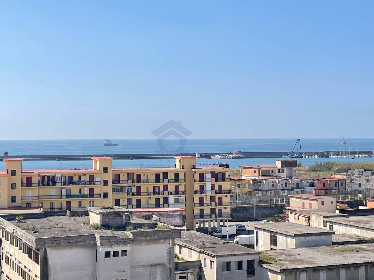 Mansarda in vendita a Torre Annunziata, sud