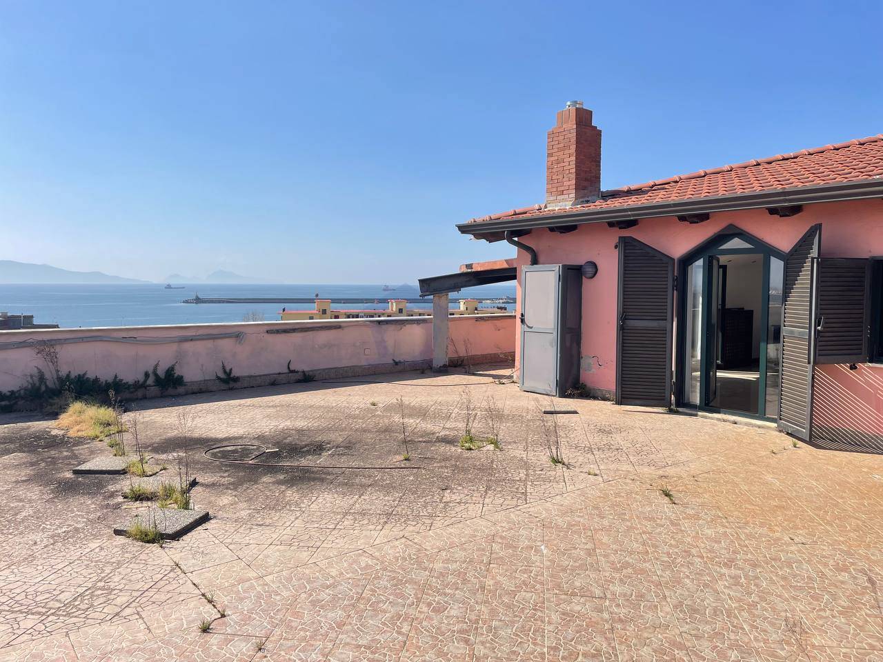 Mansarda in vendita a Torre Annunziata, sud