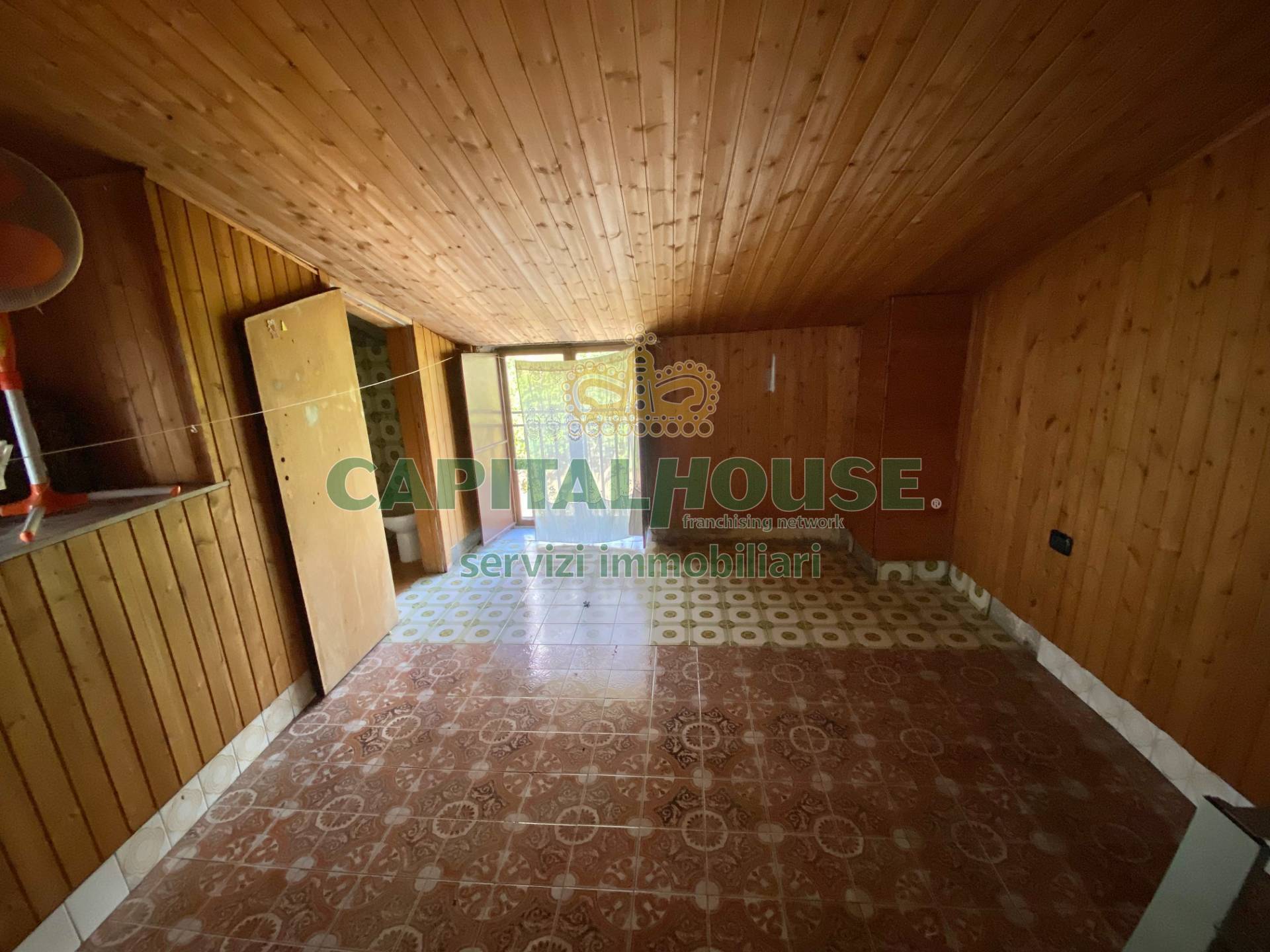 S.Indipendente in vendita a Lauro