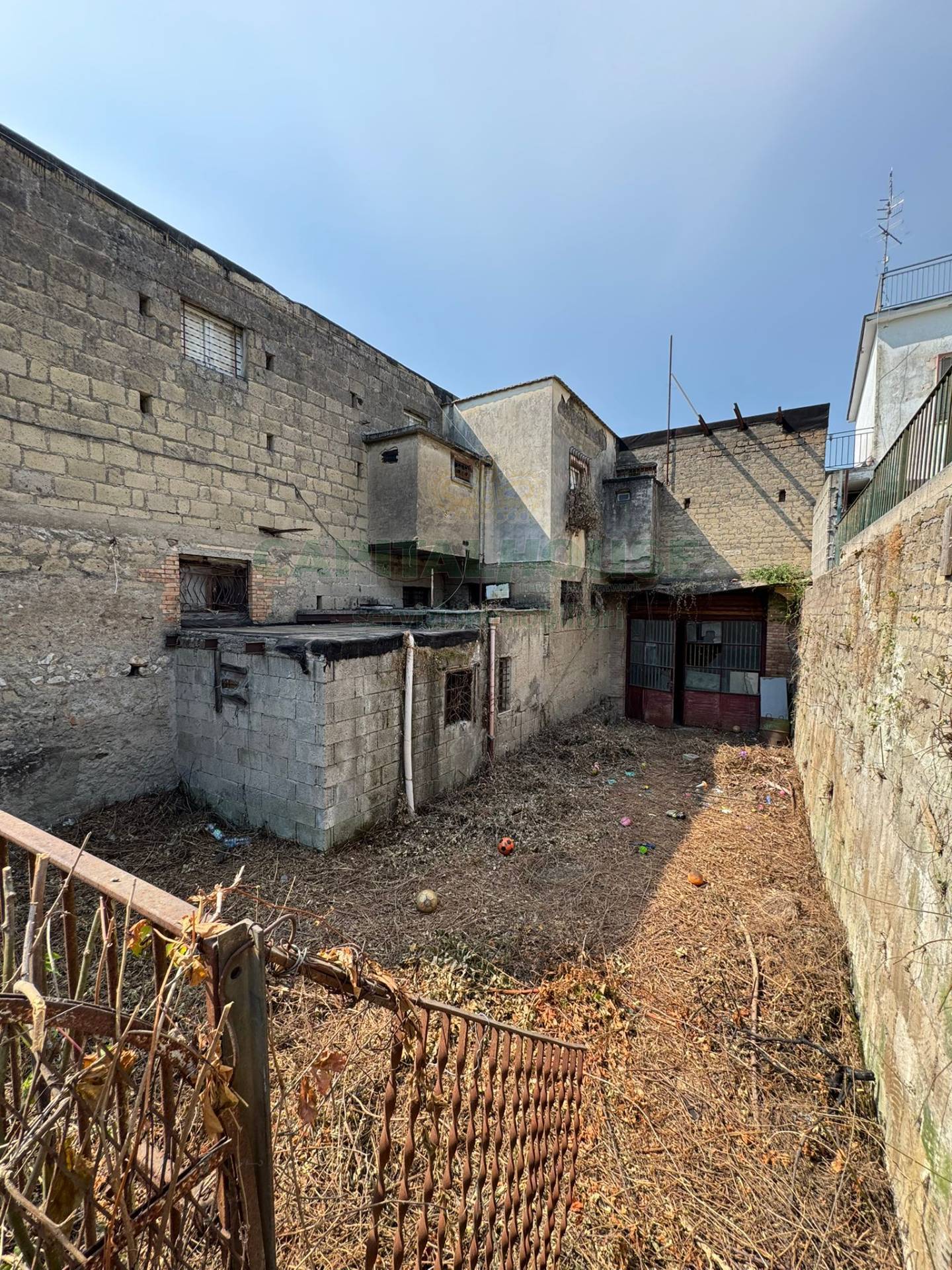 S.Indipendente in vendita a Palma Campania