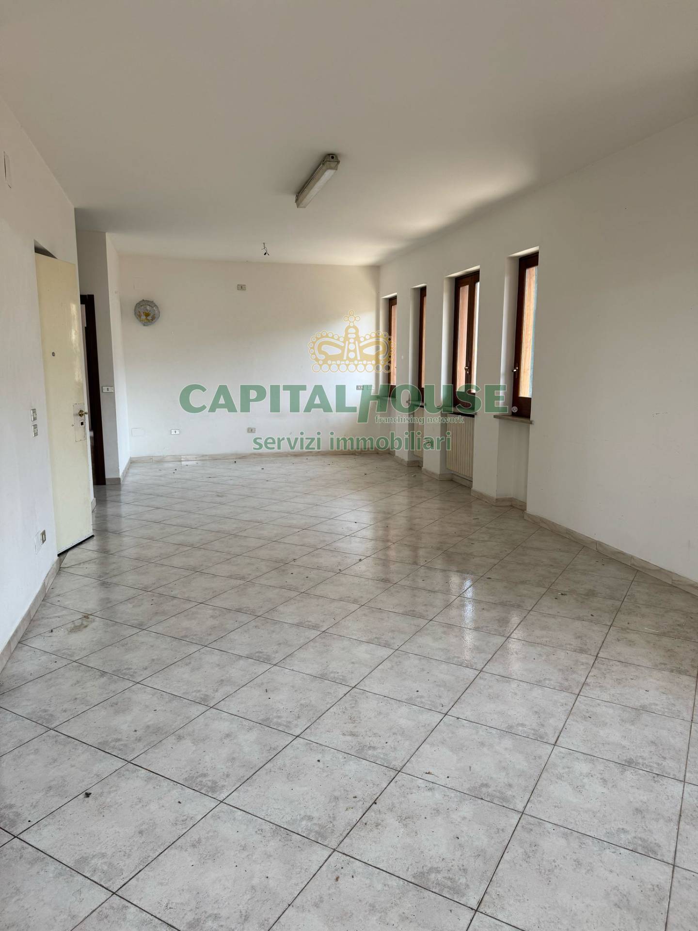 Ufficio in affitto a Domicella