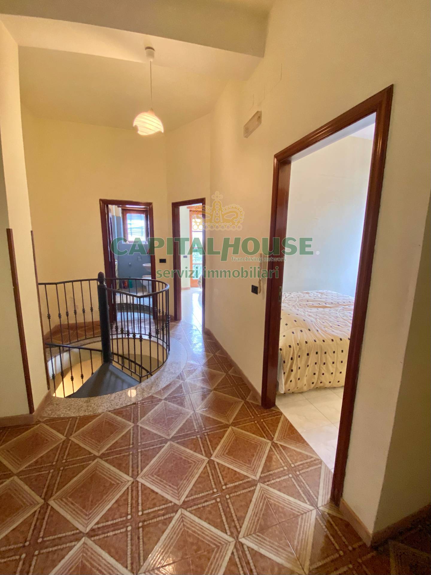 S.Indipendente in vendita a Domicella, Casola