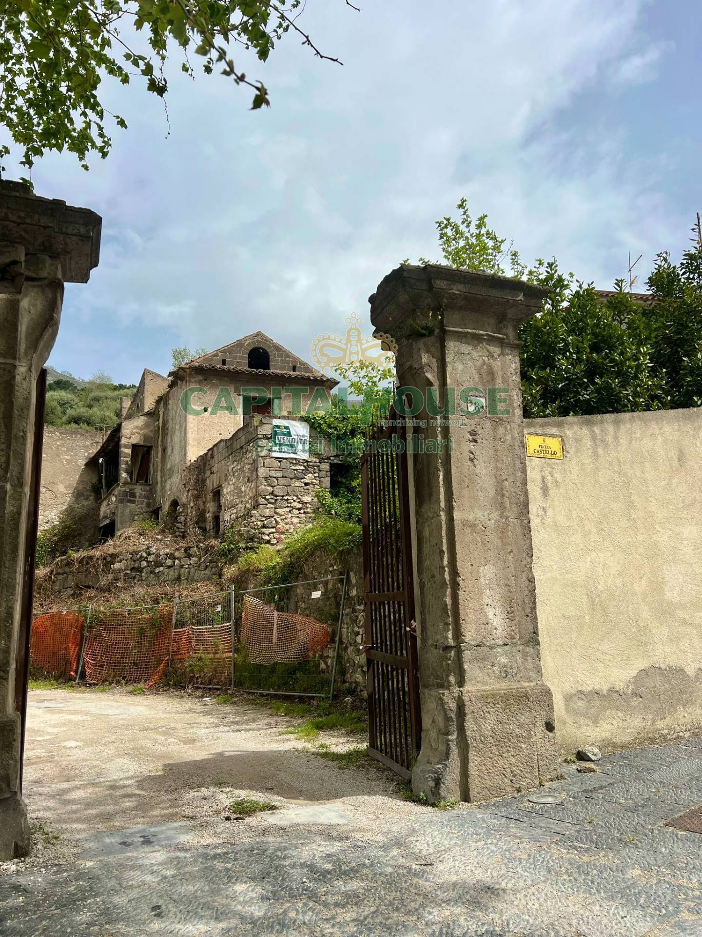 Rudere in vendita a Lauro