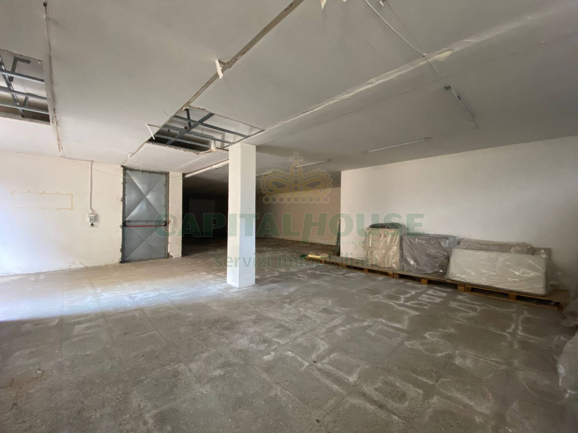 Deposito in vendita a Palma Campania