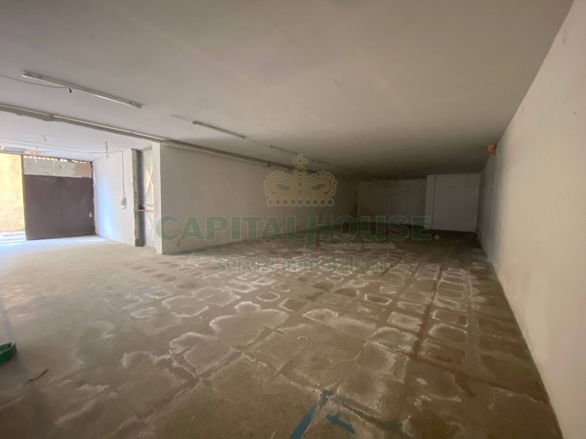 Deposito in vendita a Palma Campania