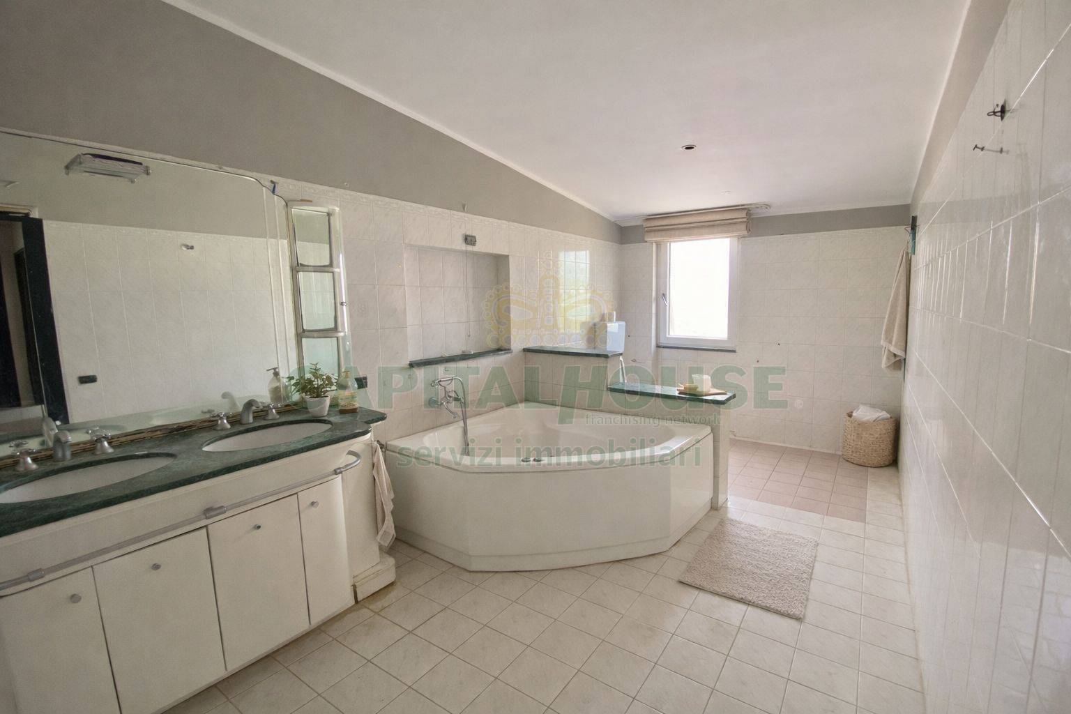 Appartamento in vendita a Palma Campania