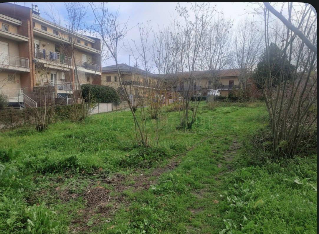 Terreno edificabile in vendita a Grottolella