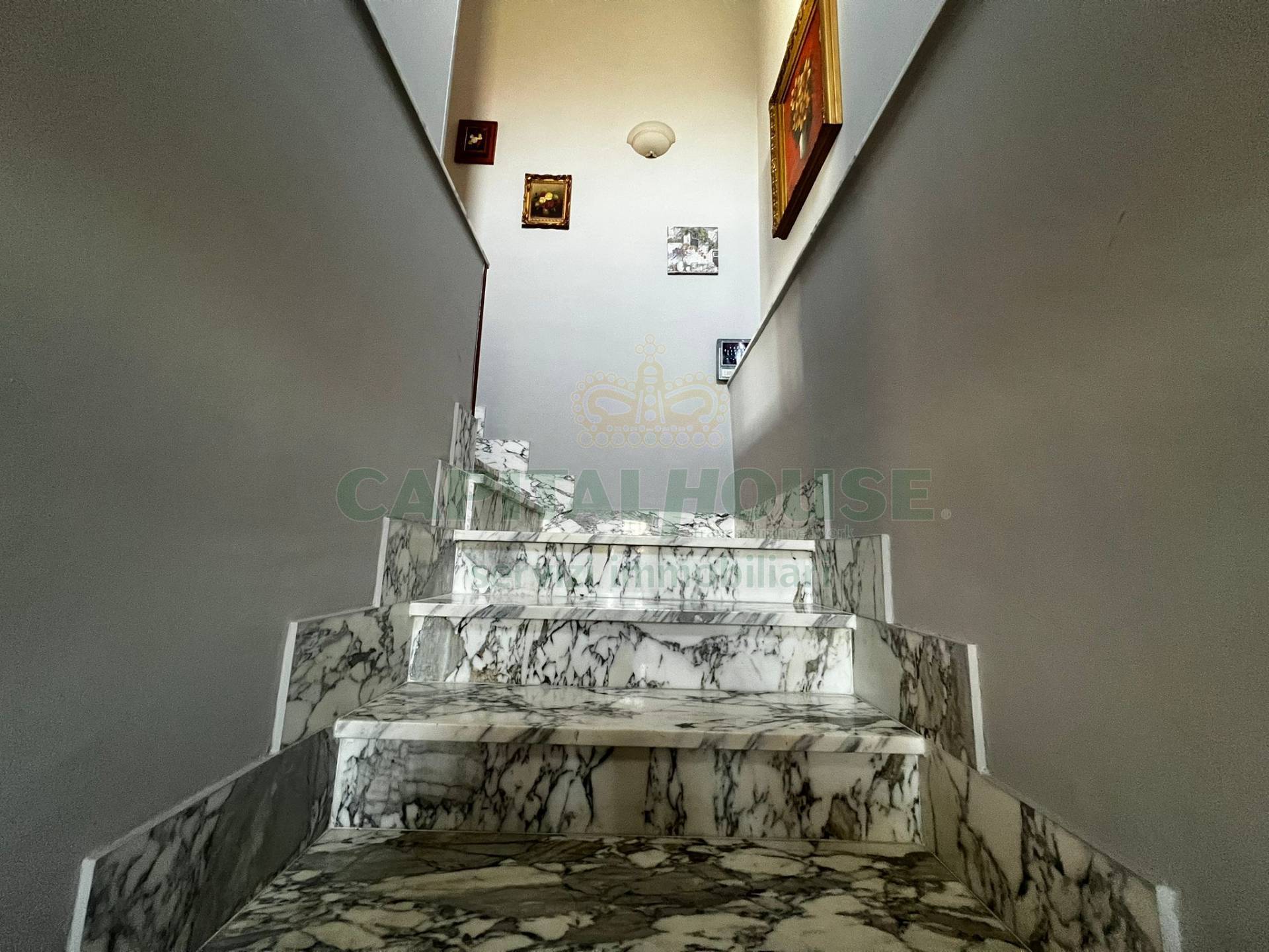 S.Indipendente in vendita a Prata di Principato Ultra