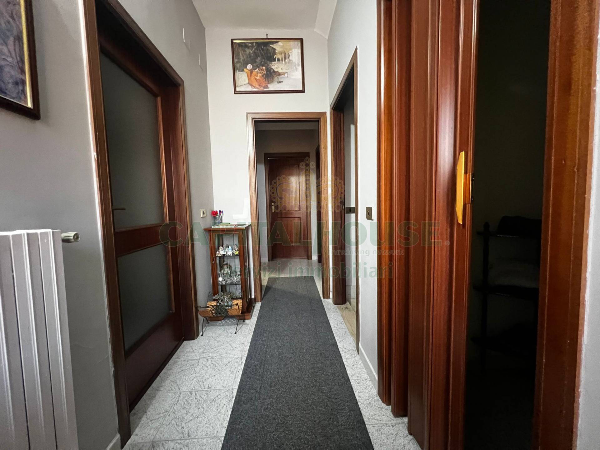 S.Indipendente in vendita a Prata di Principato Ultra